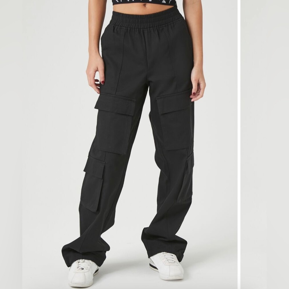 Black cargo pants